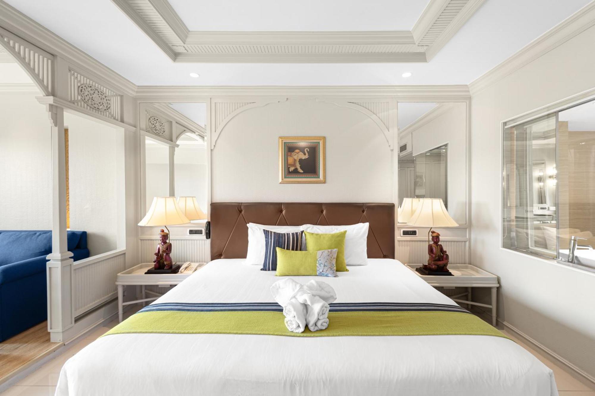 Royal Cliff Beach Hotel Pattaya Exterior photo Deluxe Room